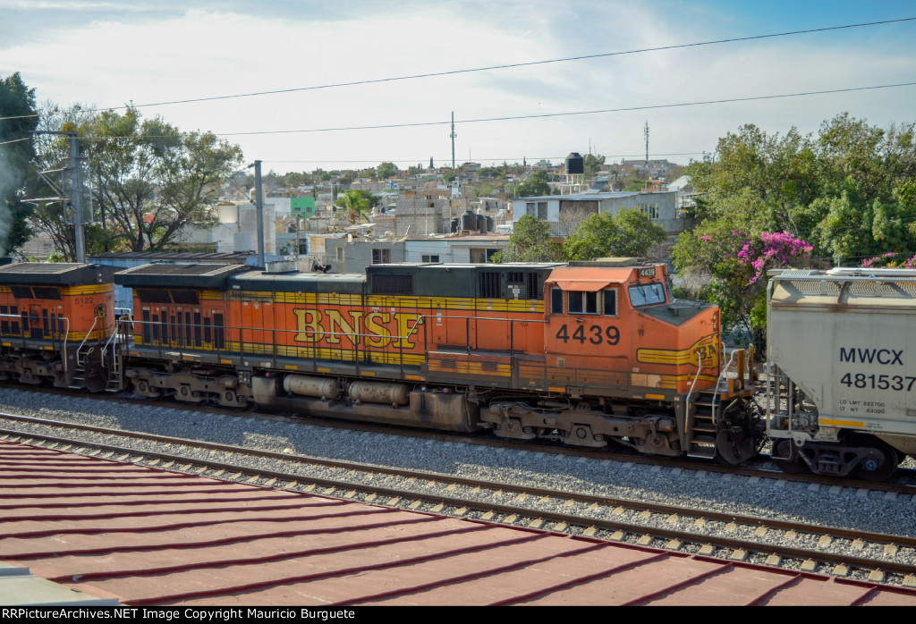 BNSF C44-9W Locomotive as DPU